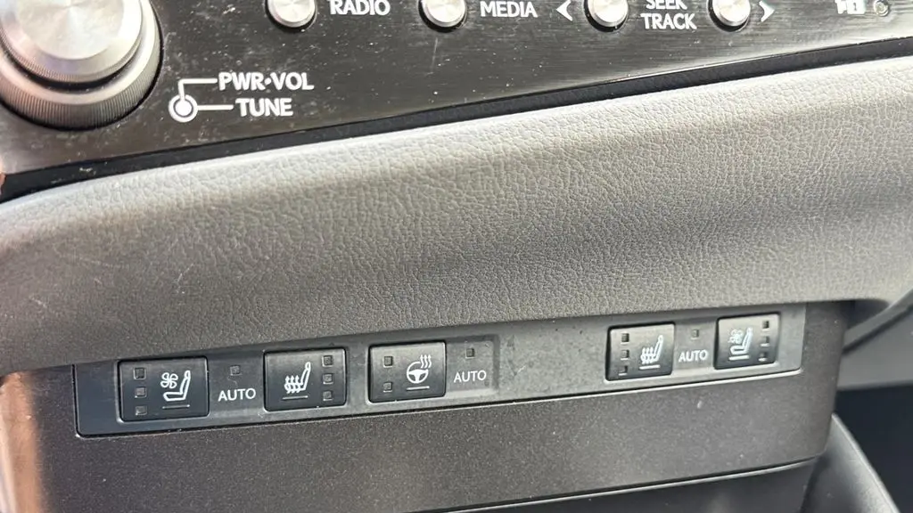 2024 Lexus ES 350 Base