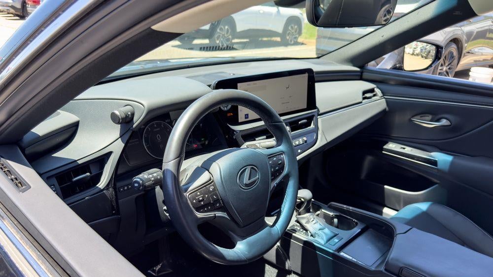 2023 Lexus ES 350 Base