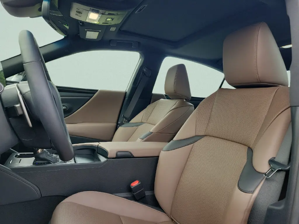 2024 Lexus ES - $42,299
