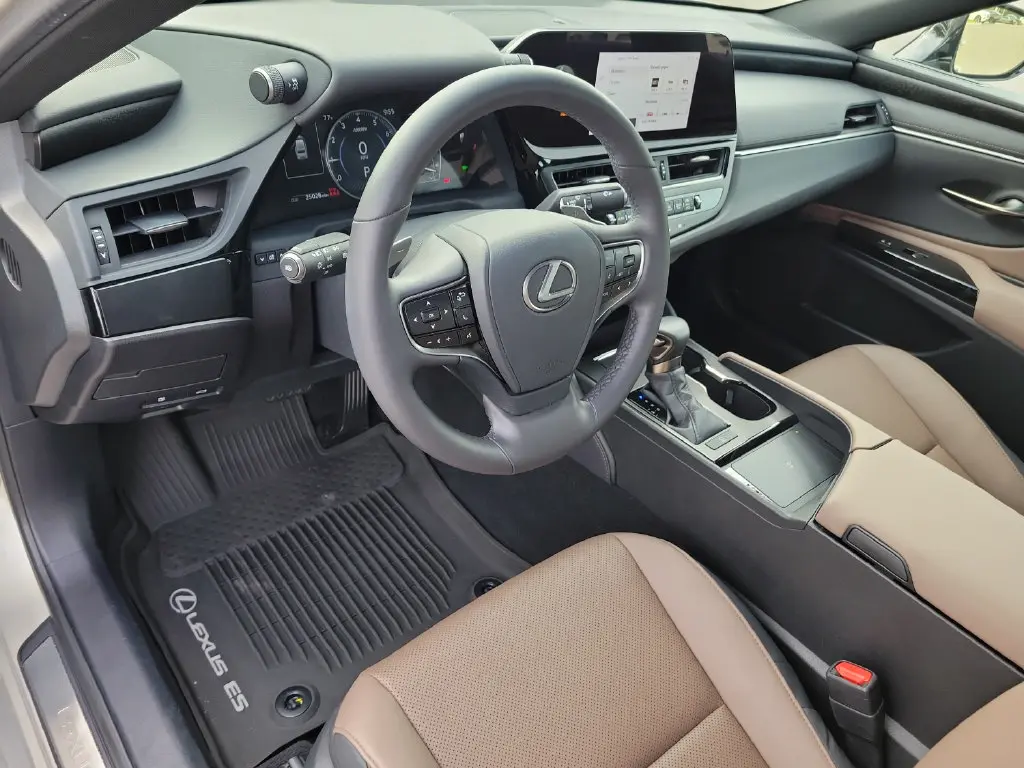 2024 Lexus ES - $42,299