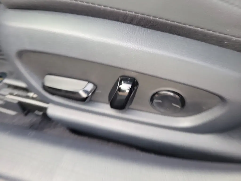 2024 Lexus ES - $42,299
