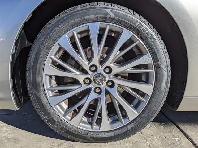 2020 Lexus ES - $24,839