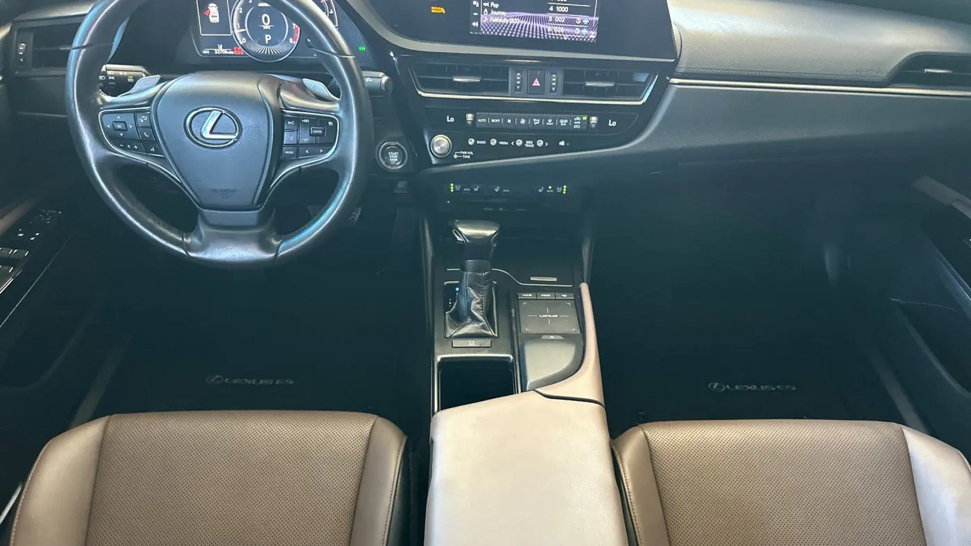 2022 Lexus ES 350 Base