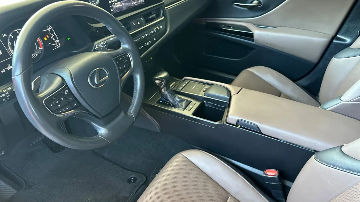 2022 Lexus ES 350 Base