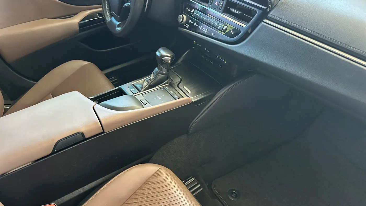 2022 Lexus ES 350 Base