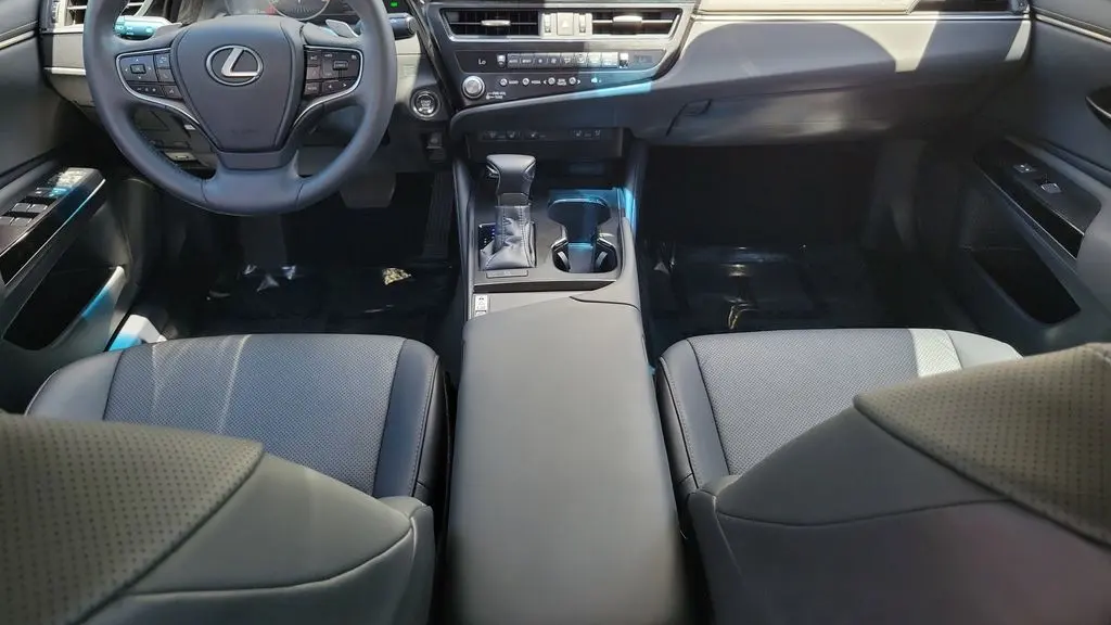 2023 Lexus ES 350 Base