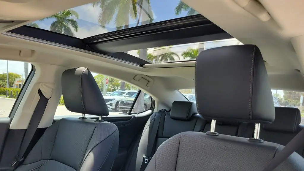 2023 Lexus ES 350 Base