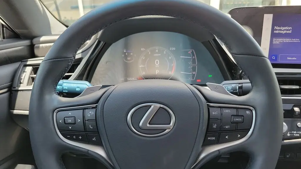 2023 Lexus ES 350 Base
