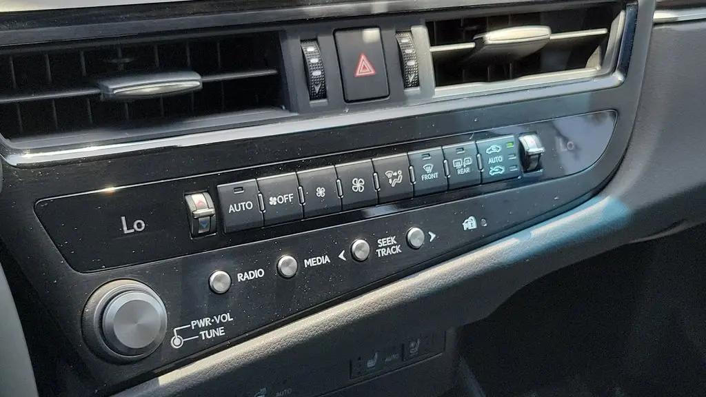 2023 Lexus ES 350 Base