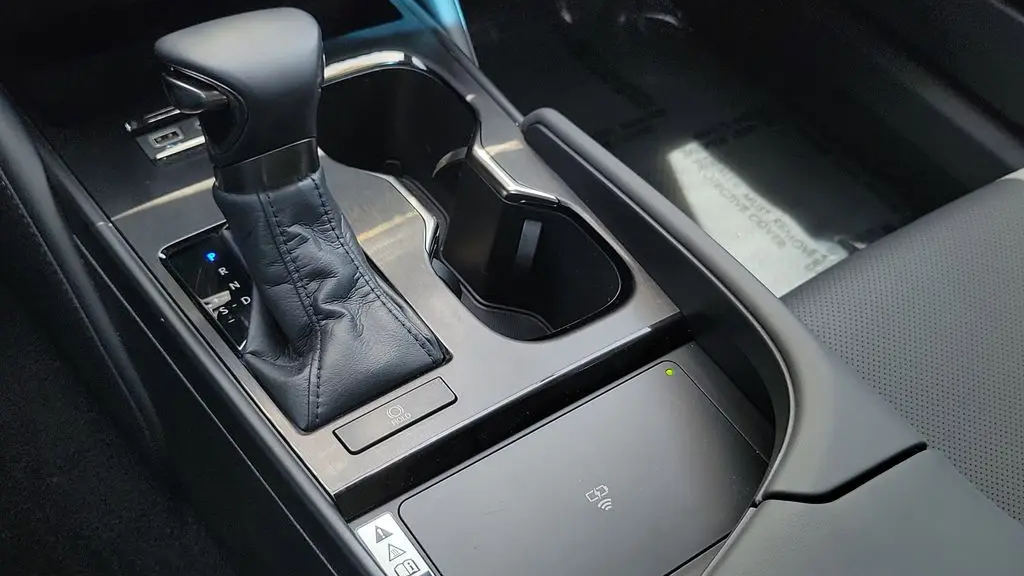2023 Lexus ES 350 Base