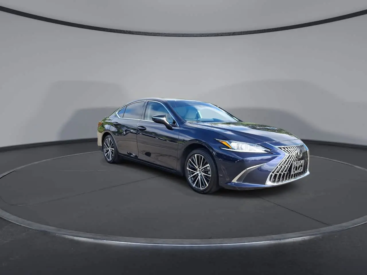 2025 Lexus ES - $44,289