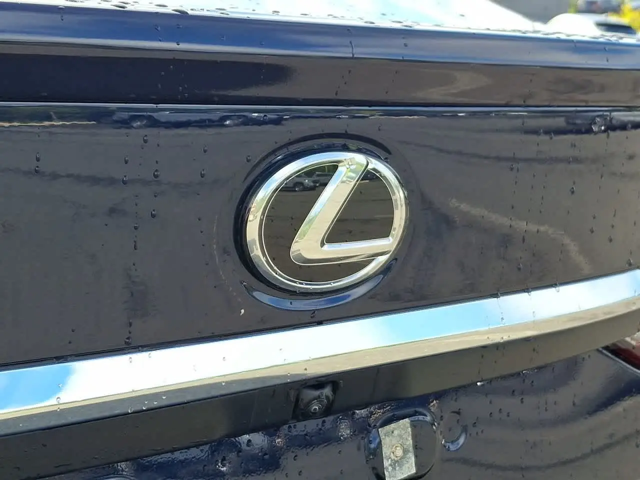 2025 Lexus ES - $44,289