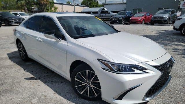 Preowned 2025 Lexus ES 350 Base for Sale