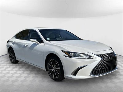 Photo of a 2025 Lexus ES 350 4DR Sedan for sale
