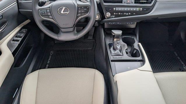 2025 Lexus ES 350 Base