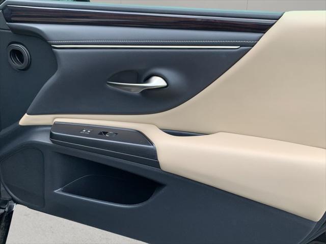 2021 Lexus ES - $29,887