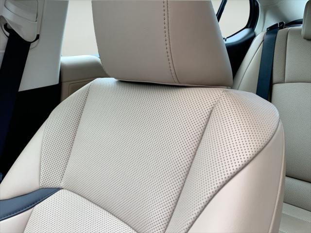 2021 Lexus ES - $29,887