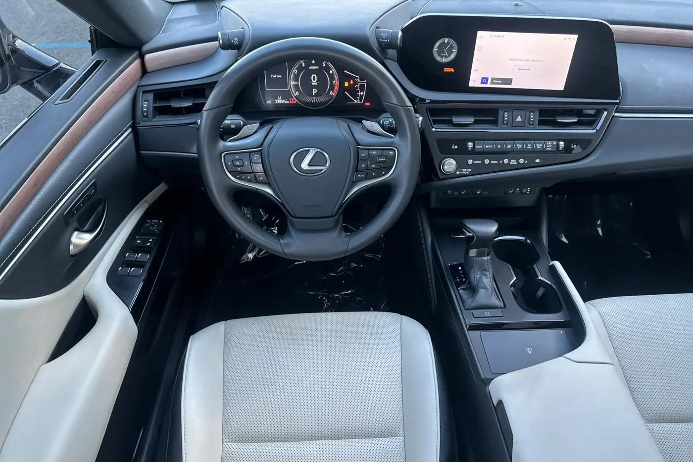 2025 Lexus ES - $41,788