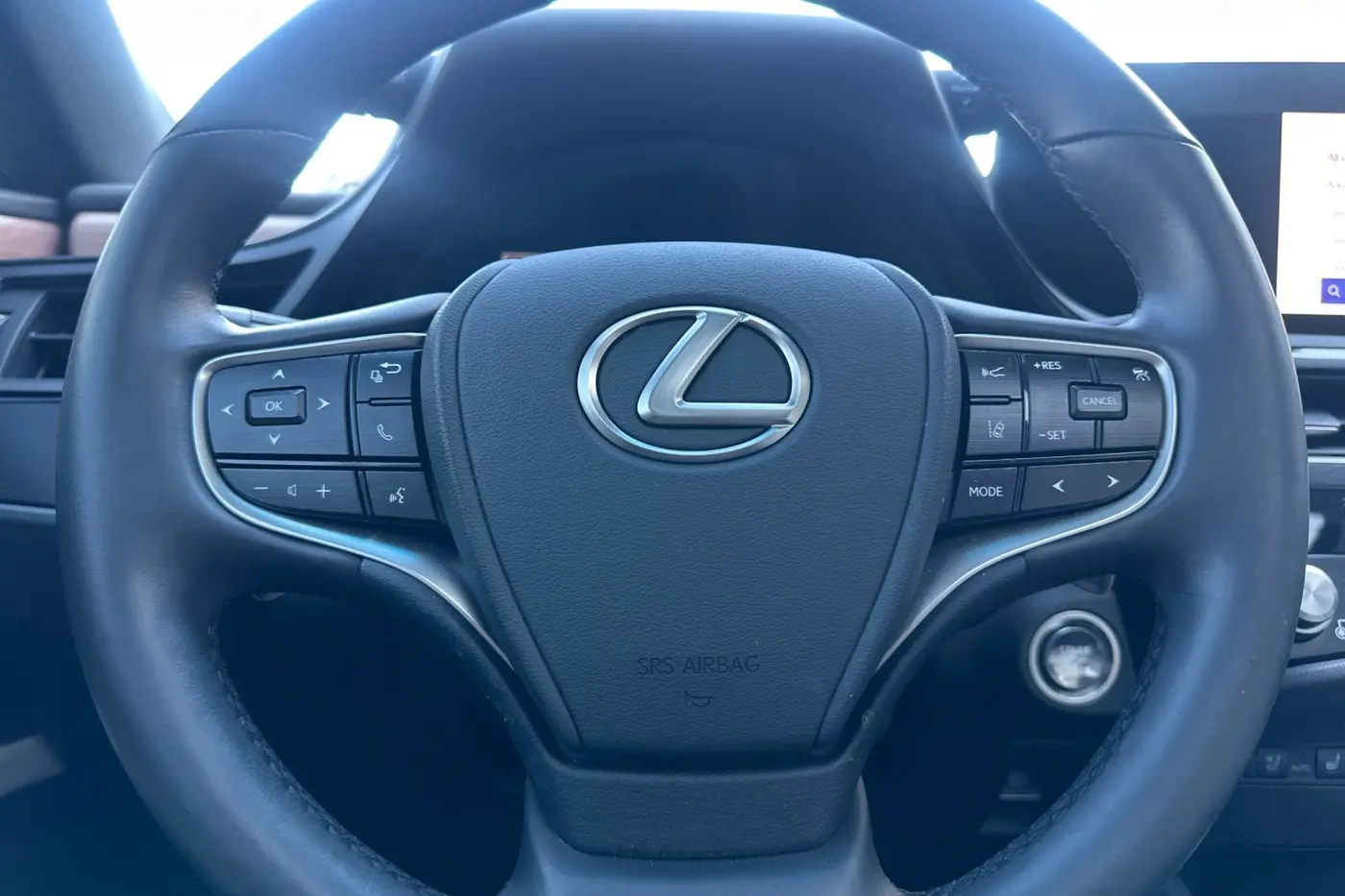 2025 Lexus ES - $41,788