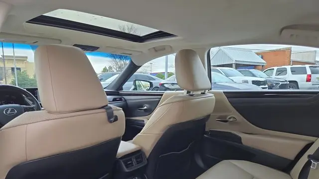 2021 Lexus ES 350 Base