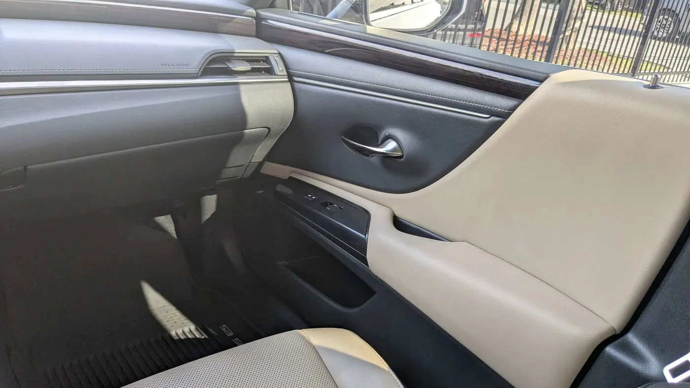2021 Lexus ES 350 Base