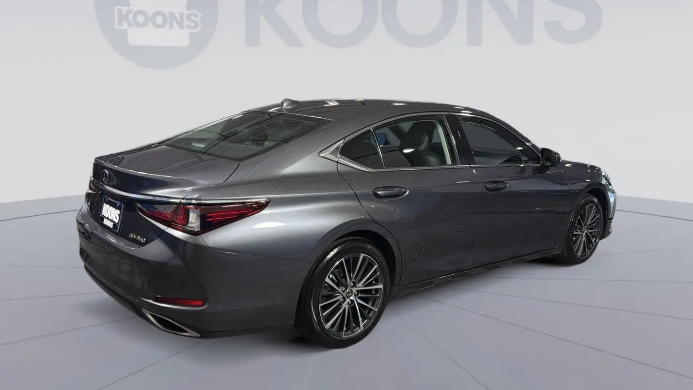 2023 Lexus ES 350 Base