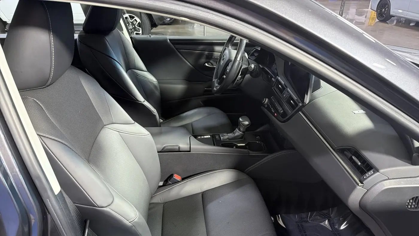 2023 Lexus ES 350 Base