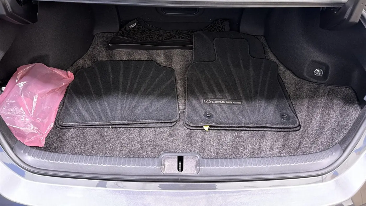 2023 Lexus ES 350 Base