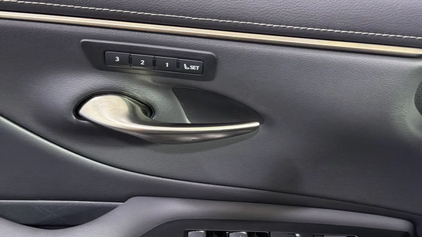 2023 Lexus ES 350 Base