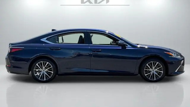 2023 Lexus ES 350 Base