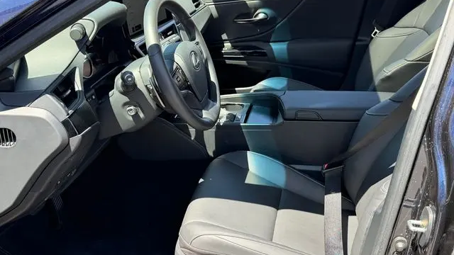 2023 Lexus ES 350 Base