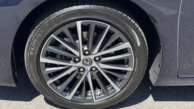 2023 Lexus ES 350 Base