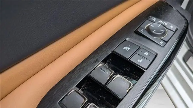 2025 Lexus ES 350 Base