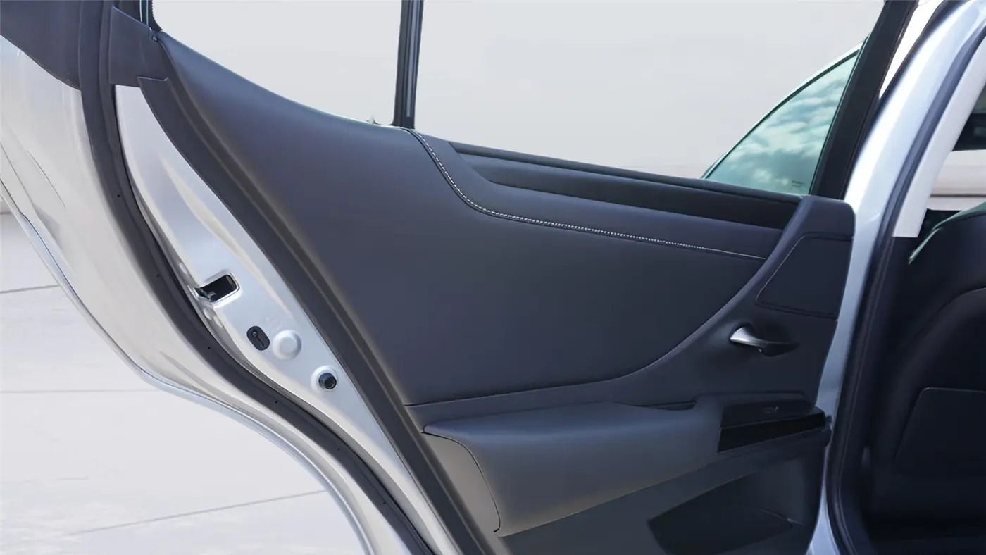 2022 Lexus ES 350 Base