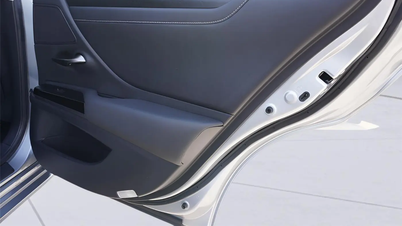 2022 Lexus ES 350 Base
