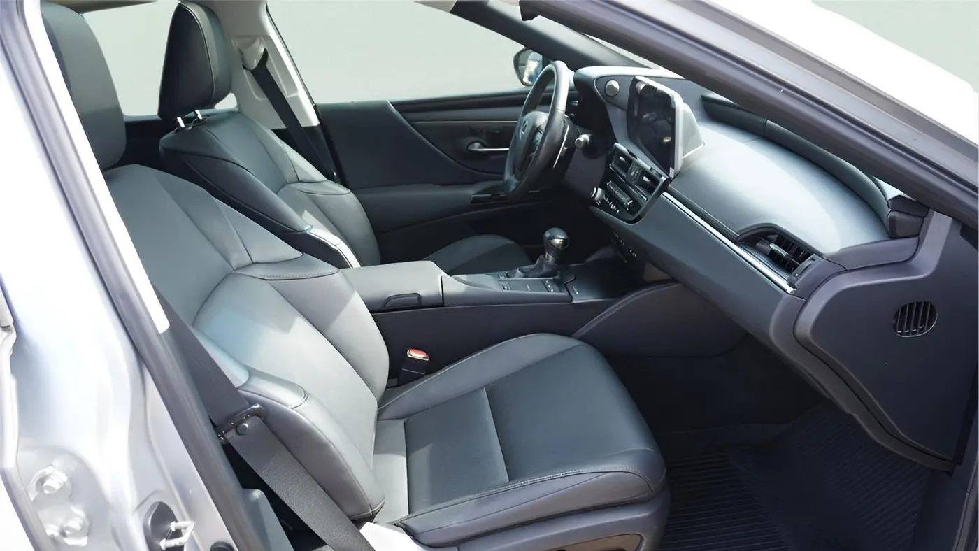 2022 Lexus ES 350 Base