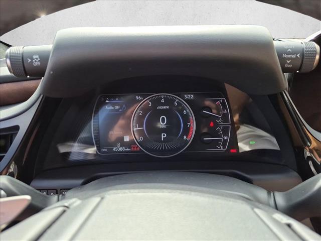 2022 Lexus ES - $31,925