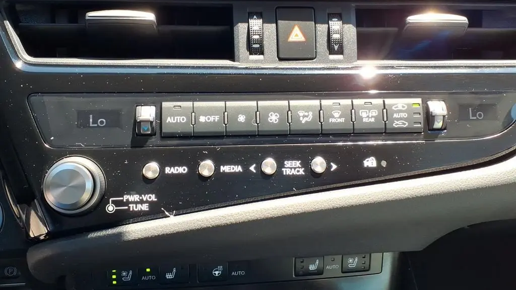 2023 Lexus ES 350 Base