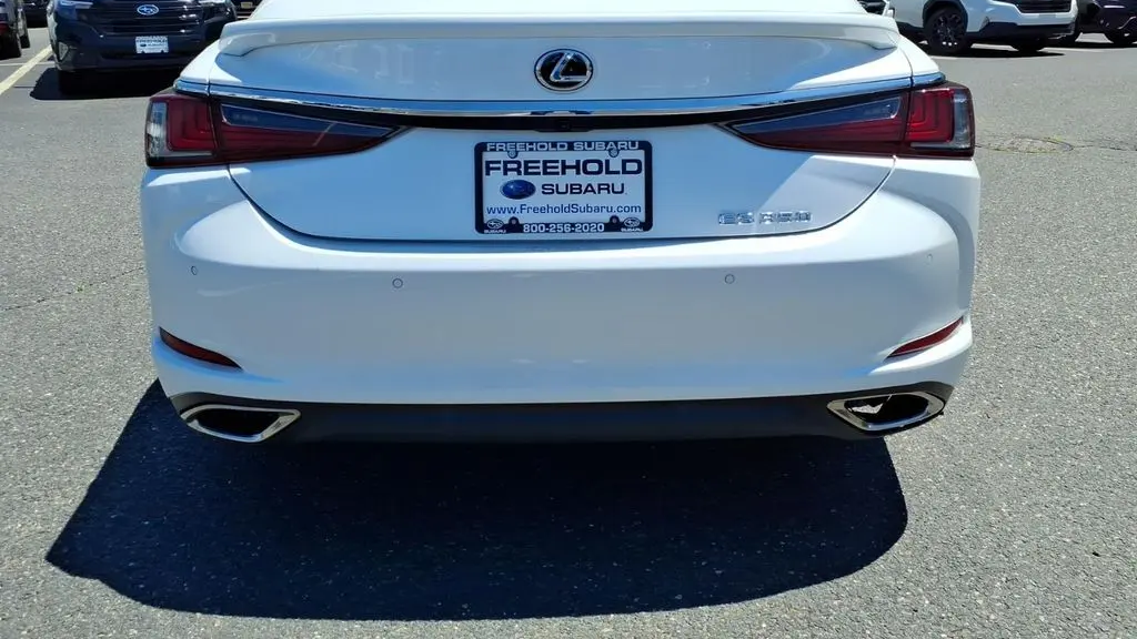 2023 Lexus ES 350 Base