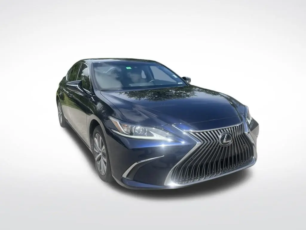 2021 Lexus ES - $25,497