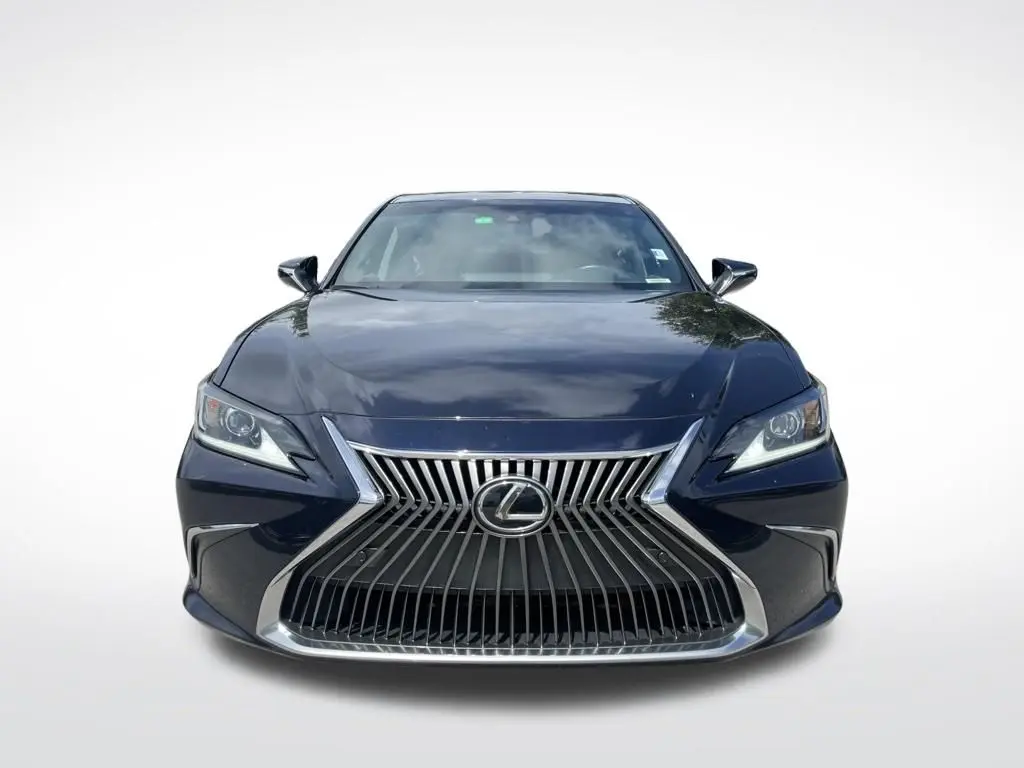 2021 Lexus ES - $25,497
