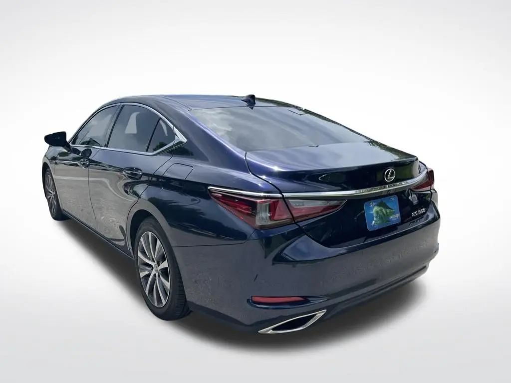 2021 Lexus ES - $25,497