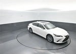 2021 ES 350 Thumbnail 23