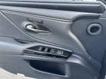 2022 ES 350 Thumbnail 32