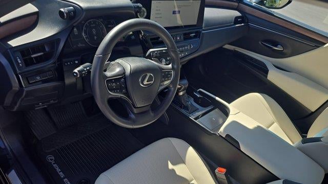2025 Lexus ES 350 Base