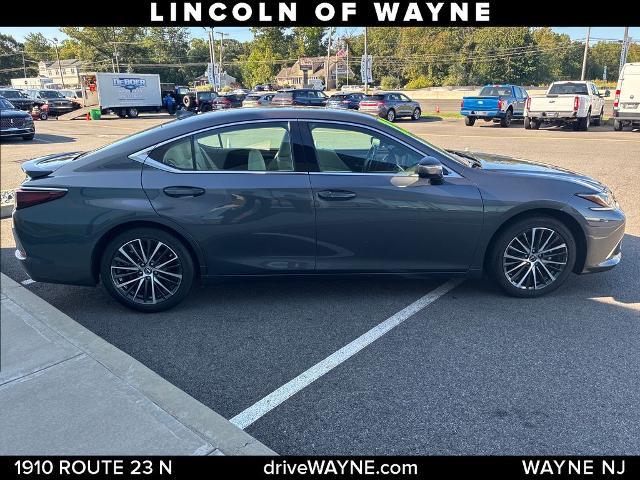 2025 Lexus ES - $44,997