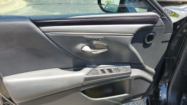 2021 Lexus ES 350 Base