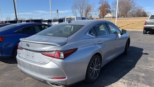 2023 Lexus ES 350 Base