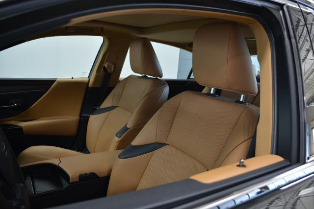 2025 Lexus ES - $46,795