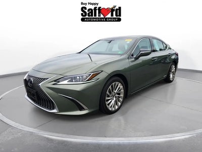 Photo of a 2020 Lexus ES 300H Luxury 4DR Sedan for sale